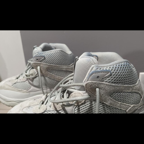 Yeezy Desert Boot Salt Size 10.5 - Picture 9 of 10